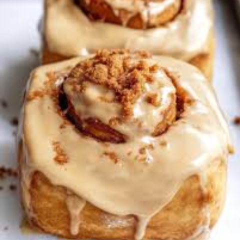 Cinnamon Rolls – Classic, Biscoff, Salted Caramel & Oreo flavors